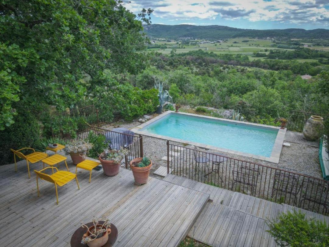 Le Petit Mas Bed & Breakfast Вогюе Екстериор снимка